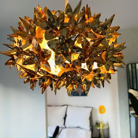 Apartment Piper Gold Targi