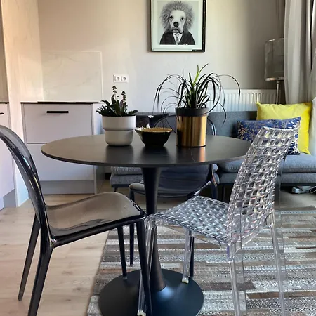 Piper Gold Targi Apartment Poznan